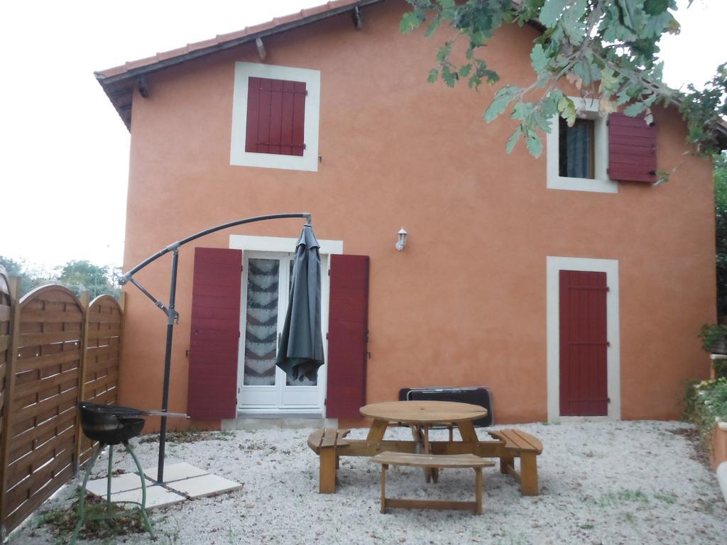 Appartement Le Romarin Mallemort Exterior photo